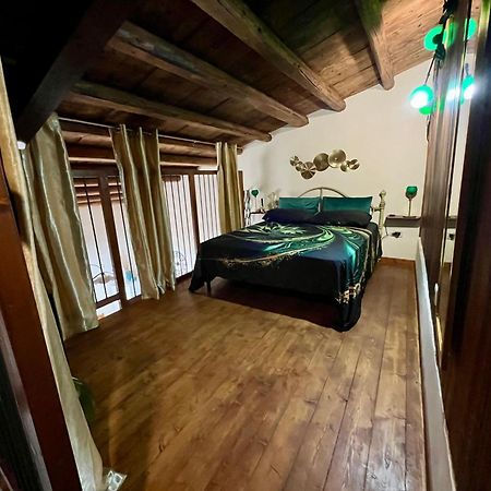 シクリアーナCasa Via Romaアパートメント エクステリア 写真